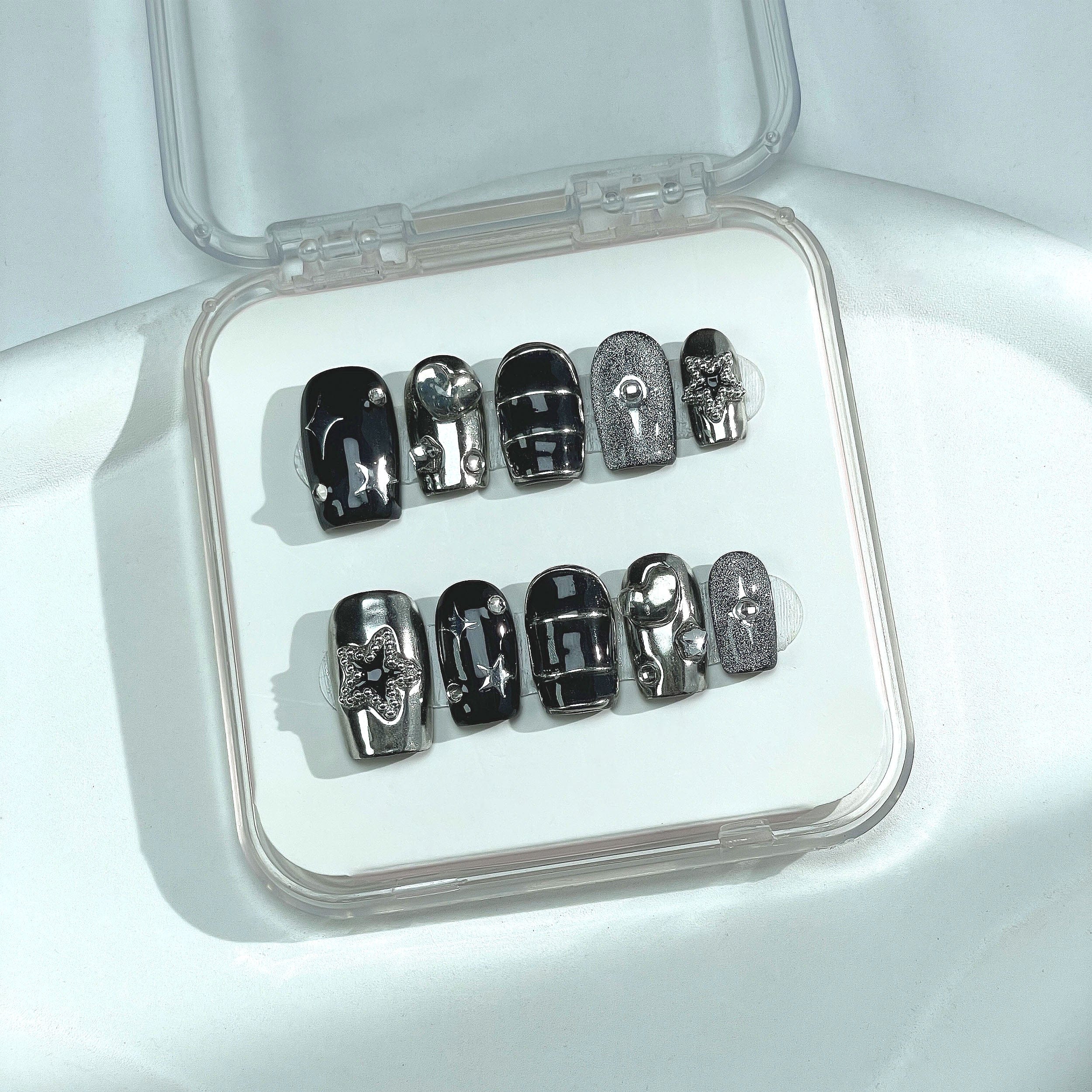 P11 Gothic Black Silver（ Short ）