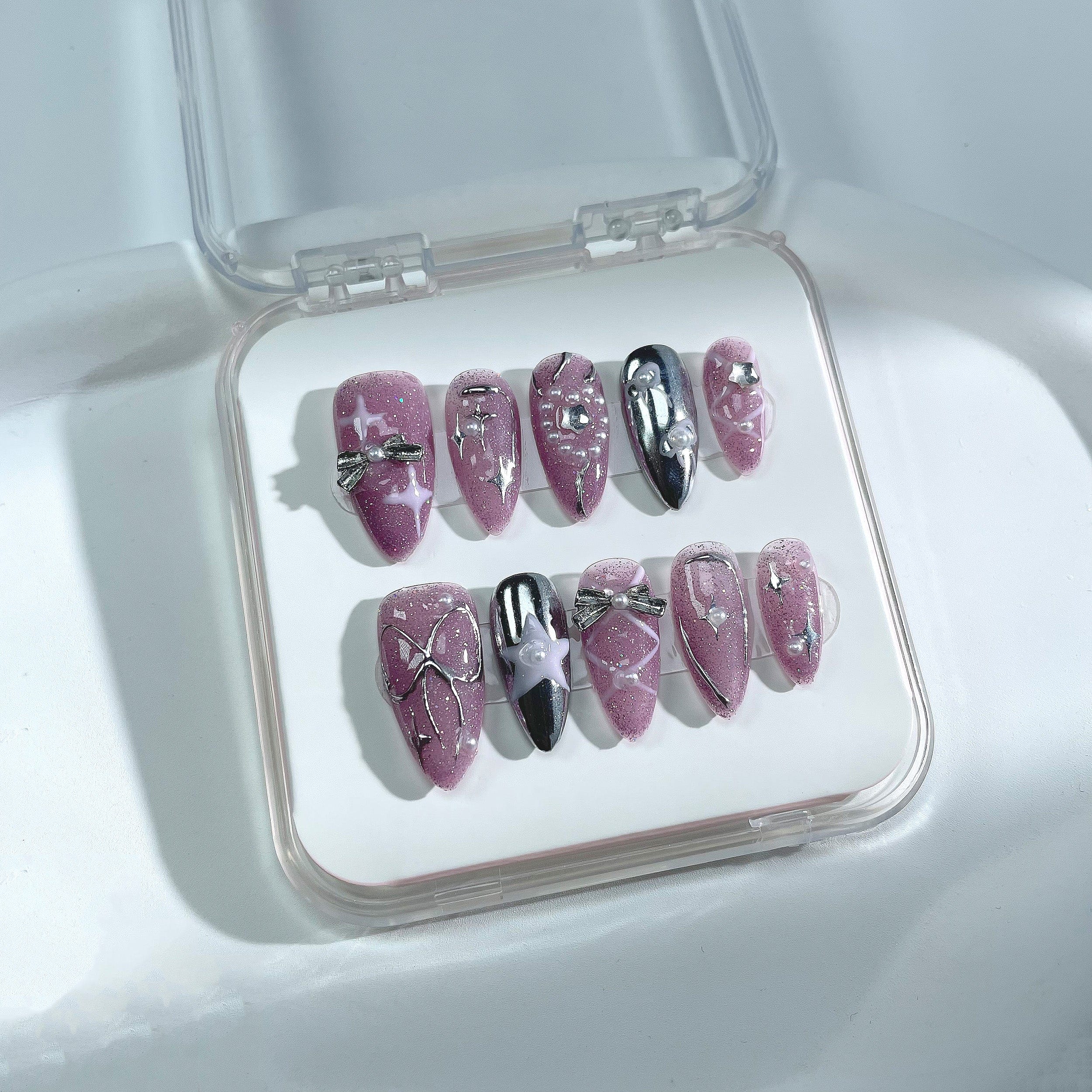 P16 Y2K Pink Cat Eye（ Medium ）